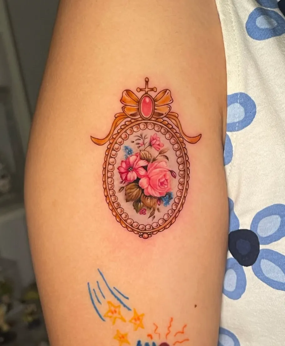 COLOURFUL TATTOOS 2