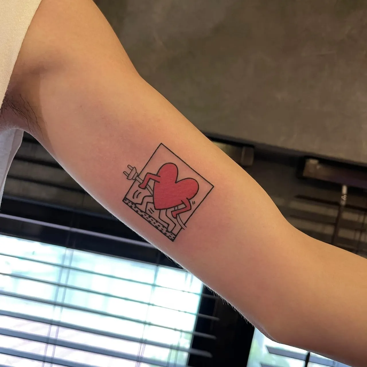 COLOURFUL TATTOOS 8
